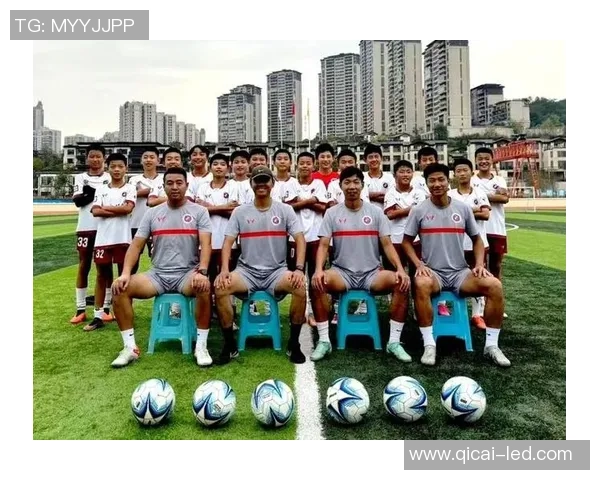 重庆足球队中路突破的优势与不足分析及未来发展方向探讨